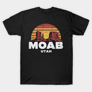 Moab Utah Arches Retro Art T-Shirt